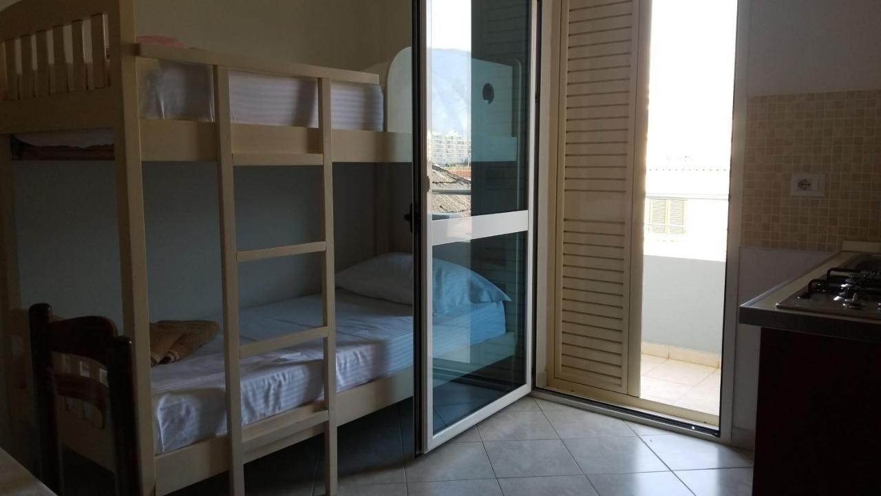 Apartments Rezidenca Sinani Orikum Eksteriør billede